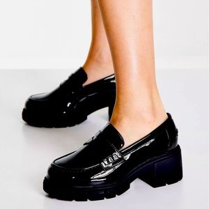 Chunky loafers